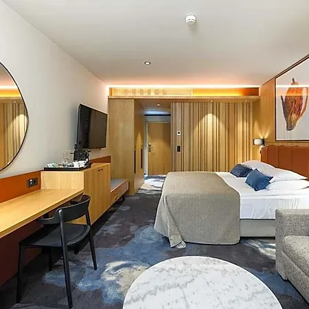 Hotel Svoboda - Terme Krka 4*